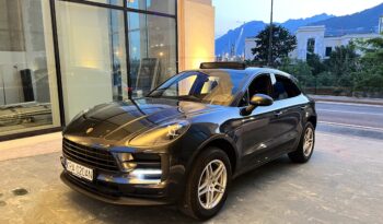 PORSCHE MACAN pieno